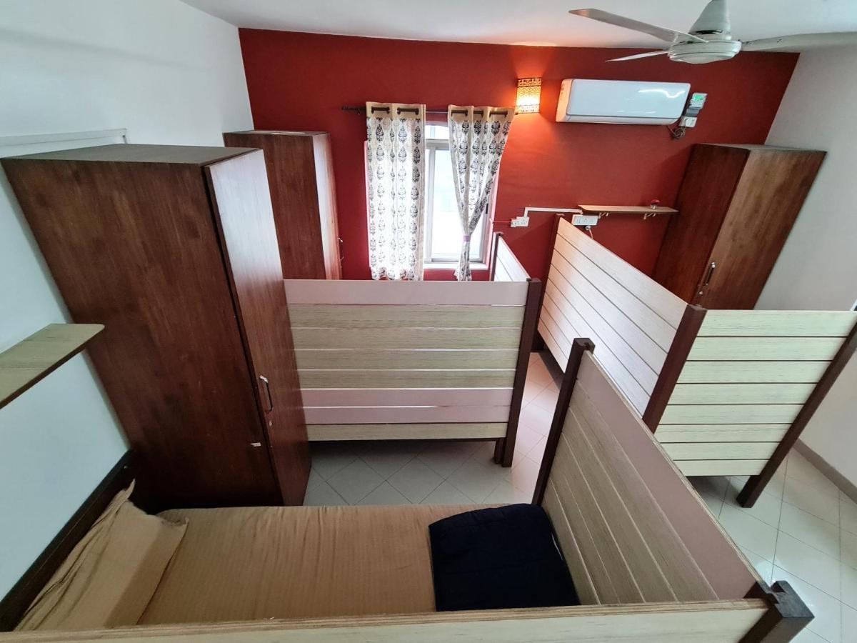Hostel Lifespace- Twin Bungalow With Pods, Bunks, Private Rooms, Cowork & Cafe 푸네 외부 사진