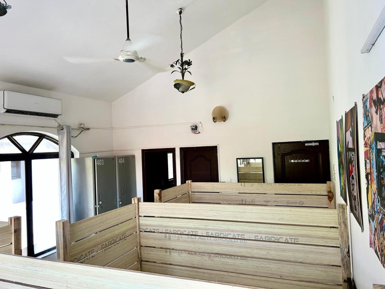 Hostel Lifespace- Twin Bungalow With Pods, Bunks, Private Rooms, Cowork & Cafe 푸네 외부 사진